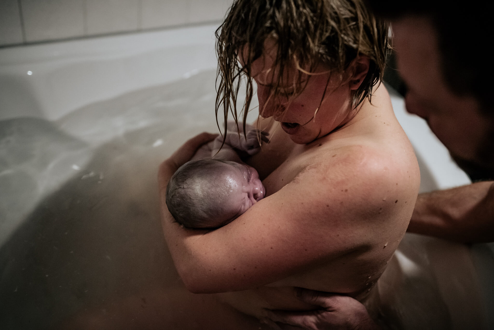 Geboortefotografie Nijmegen badbevalling